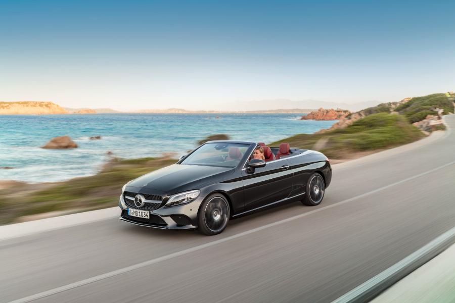  Mercedes-Benz C300 Avantgarde Cabriolet (A205) 2018 года  (WW) (фото 13 из 30)